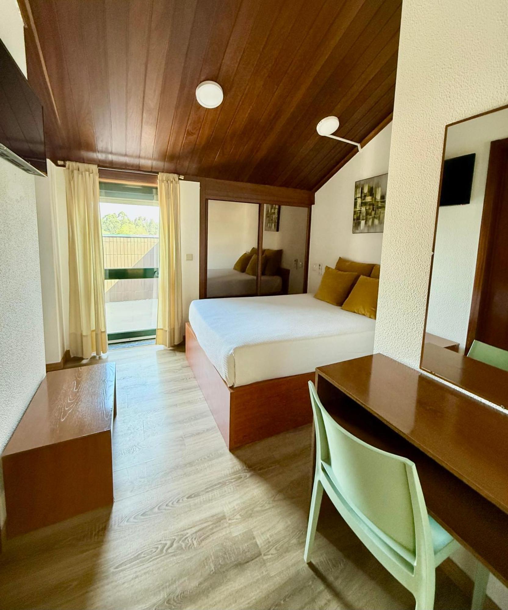 Hotel Residencial Dona Teresa Maía Esterno foto